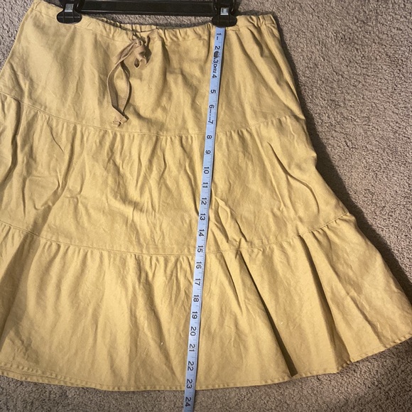 Skirt - Picture 4 of 4